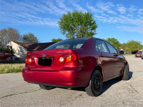 2004 Toyota Corolla LE