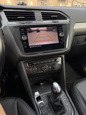 Gray 2019 Volkswagen Tiguan 2.0T SE