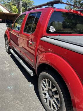 2010 Nissan Frontier LE