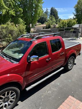 2010 Nissan Frontier LE