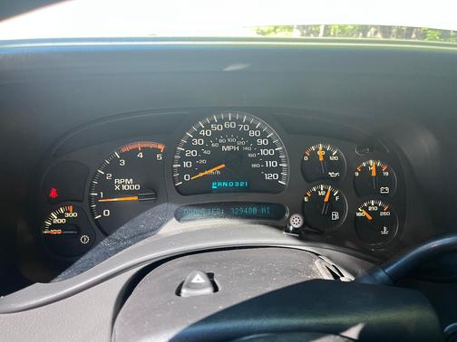 Silver 2004 GMC Sierra 2500 SLE H/D Extended Cab