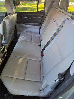 Silver 2018 Honda Ridgeline RTL-E