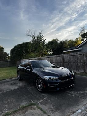 Blue 2019 BMW 540 i