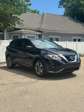 Black 2016 Nissan Murano S