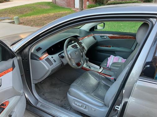 Gray 2006 Toyota Avalon XLS