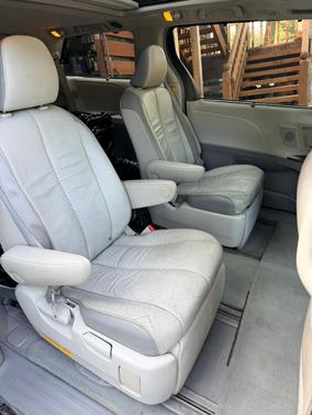 2011 Toyota Sienna Limited