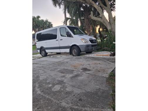 White 2010 Mercedes-Benz Sprinter 2500