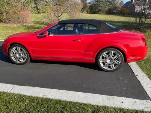 Red 2009 Bentley Continental GTC Base