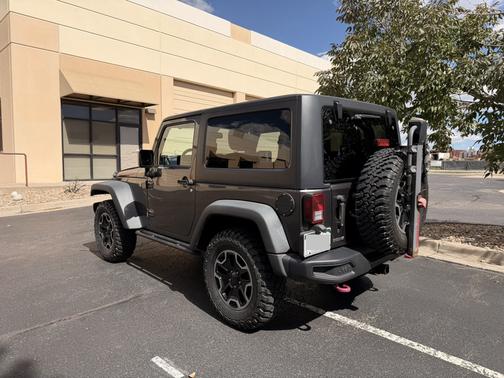 Gray 2016 Jeep Wrangler Rubicon