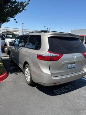 Beige 2017 Toyota Sienna LE