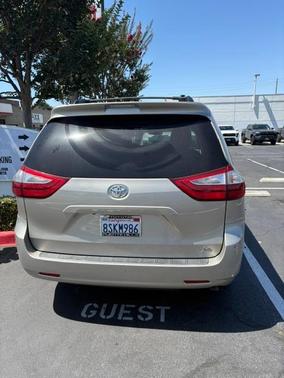 Beige 2017 Toyota Sienna LE