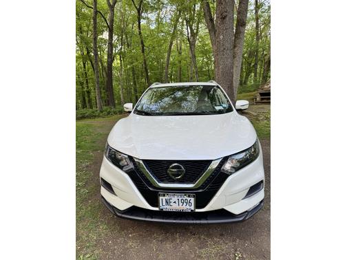 2021 Nissan Rogue Sport SV