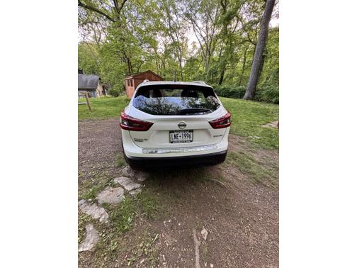 2021 Nissan Rogue Sport SV