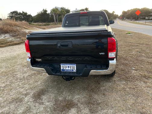 2017 Toyota Tacoma SR5