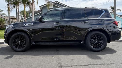 Black 2019 INFINITI QX80 LUXE