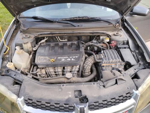 Silver 2012 Dodge Avenger SXT