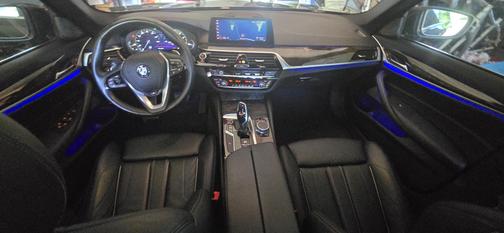 2019 BMW 540 i
