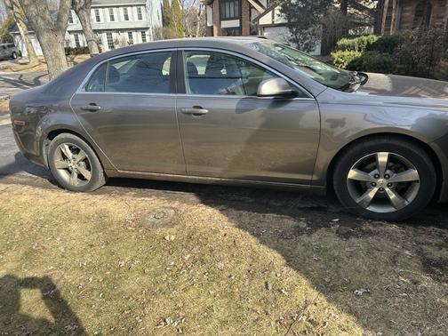 2011 Chevrolet Malibu 1LT