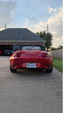 2017 Mazda MX-5 Miata Sport