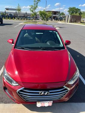 Red 2017 Hyundai ELANTRA SE