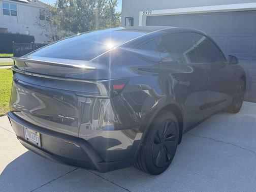 2026 Tesla Model Y Premium AWD