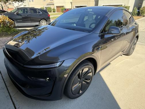 2026 Tesla Model Y Premium AWD