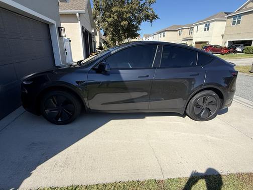 2026 Tesla Model Y Premium AWD