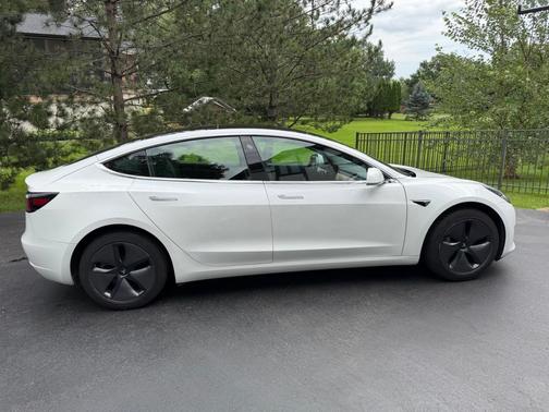 White 2020 Tesla Model 3 Standard Range Plus