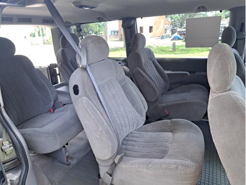 2005 GMC Safari Base