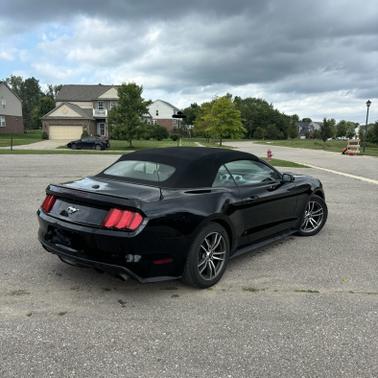 2017 Ford Mustang EcoBoost Premium