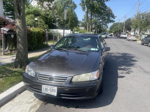 2000 Toyota Camry LE