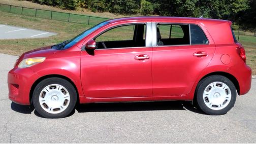2010 Scion xD Base