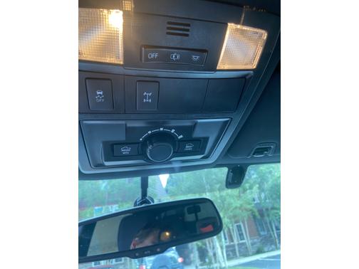 Photo 6 of 6 of 2017 Toyota Tacoma TRD Off Road