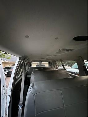 2006 Ford E350 Super Duty XL Extended Wagon