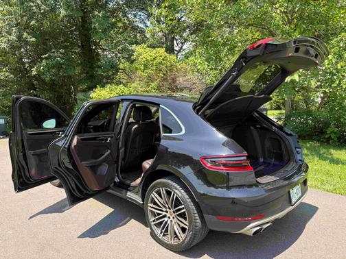 2015 Porsche Macan S