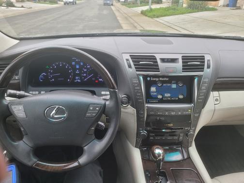 2008 Lexus LS 600h L Base