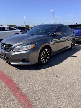 Silver 2018 Nissan Altima 2.5 SV