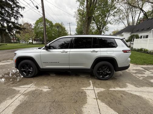 2025 Jeep Grand Cherokee L Altitude