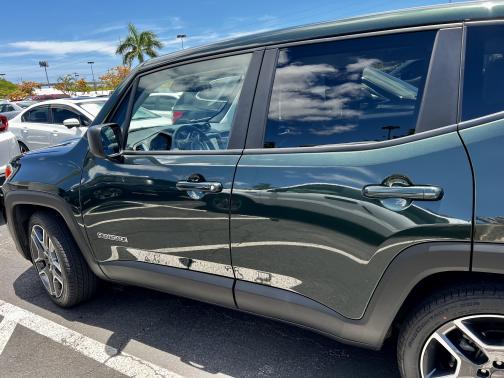 Photo 1 of 6 of 2021 Jeep Renegade Jeepster