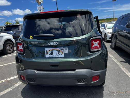 Photo 4 of 6 of 2021 Jeep Renegade Jeepster