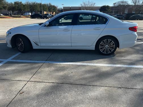 2019 BMW 530 i xDrive