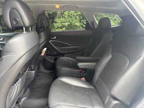 White 2017 Hyundai SANTA FE Limited Ultimate
