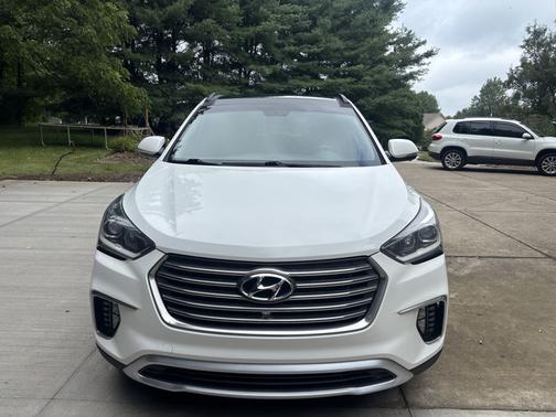 White 2017 Hyundai SANTA FE Limited Ultimate