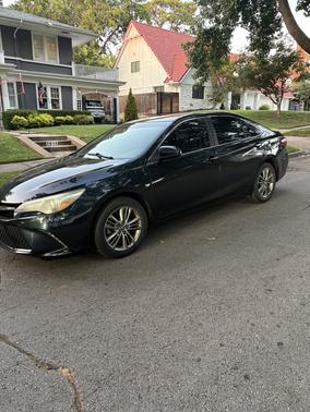 Blue 2015 Toyota Camry SE