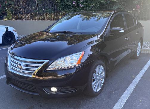 Black 2013 Nissan Sentra SL