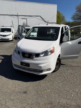 White 2017 Nissan NV200 SV