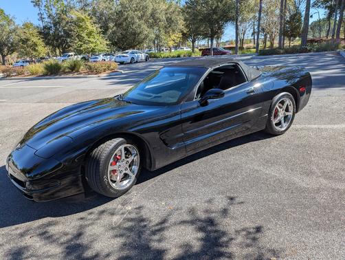 2003 Chevrolet Corvette Base