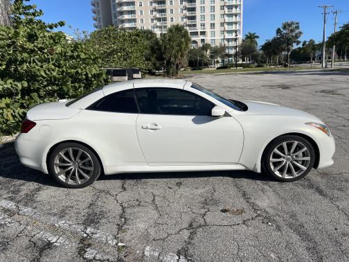 2010 INFINITI G37 Base