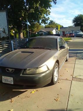 2002 Ford Mustang Base
