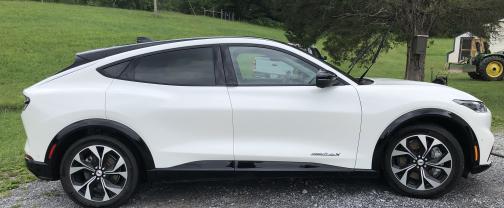2022 Ford Mustang Mach-E Premium